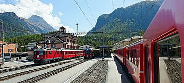 Station der Alpenbahn in der Schweiz